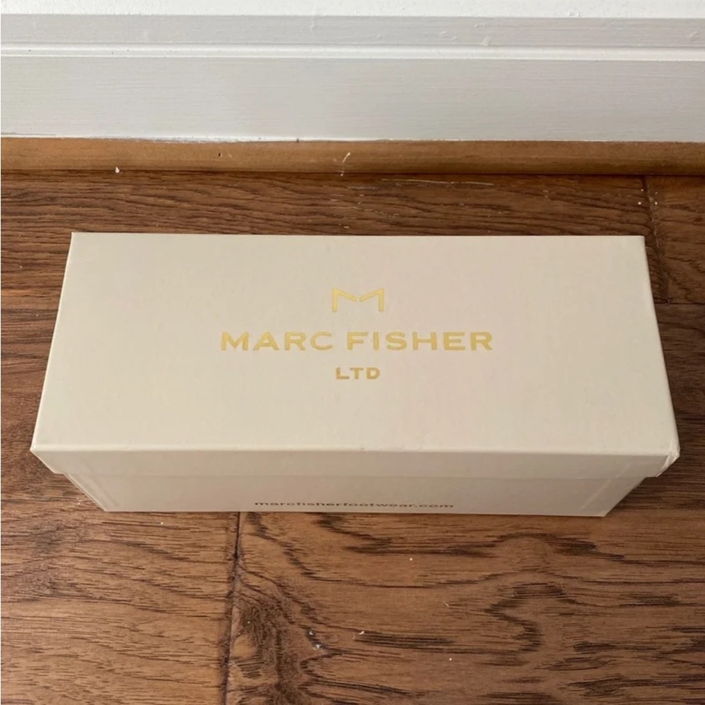 MARC FISHER LTD Empty Shoe Box Decorative
